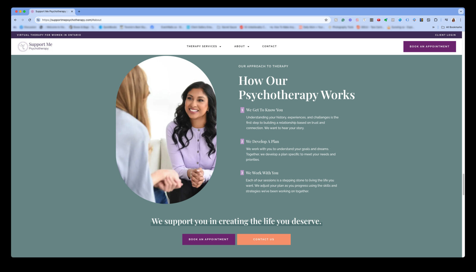 A psychotherapist sitting with a client during a therapy session at Support Me Psychotherapy, explaining how their psychotherapy process works.